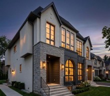 2420 21 Street NW Calgary, AB T2M 3W2