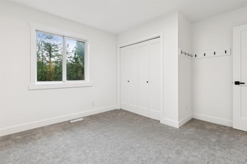 3 Discovery Ridge Lane Sw, Calgary, AB 