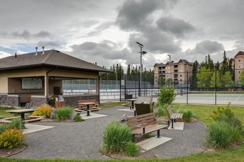 3 Discovery Ridge Lane Sw, Calgary, AB 