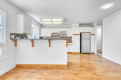 23 Penworth Crescent Se, Calgary, AB 