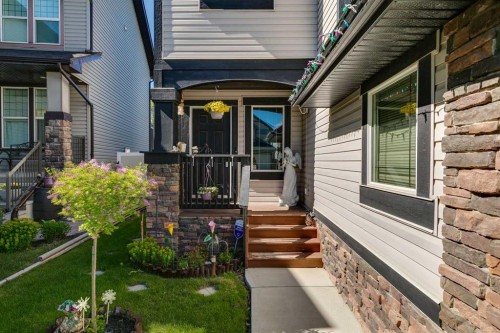 23 Kingston View Se, Airdrie, AB 