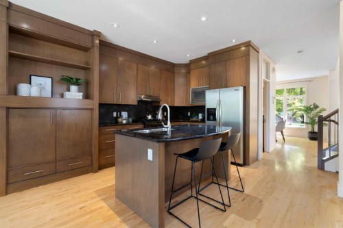 515 9 Street Ne, Calgary, AB 