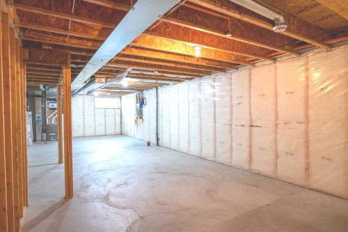 124 Howse Avenue Ne, Calgary, AB 