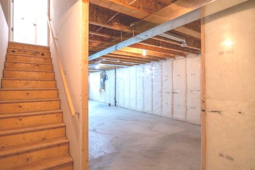 124 Howse Avenue Ne, Calgary, AB 