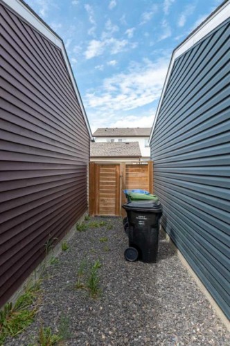 124 Howse Avenue Ne, Calgary, AB 
