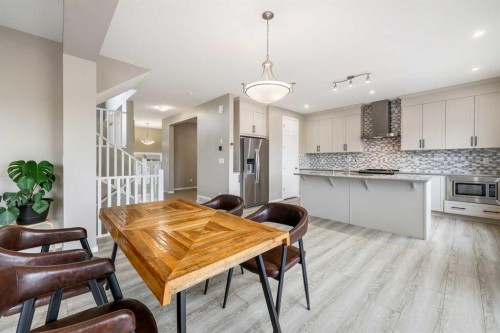 142 Yorkstone Way Sw, Calgary, AB 