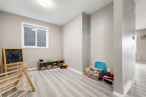 142 Yorkstone Way Sw, Calgary, AB 