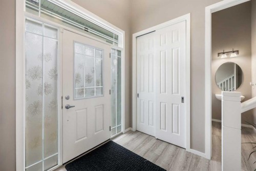 142 Yorkstone Way Sw, Calgary, AB 
