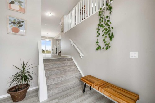 142 Yorkstone Way Sw, Calgary, AB 