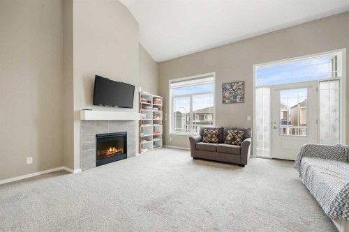 142 Yorkstone Way Sw, Calgary, AB 