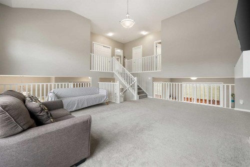 142 Yorkstone Way Sw, Calgary, AB 