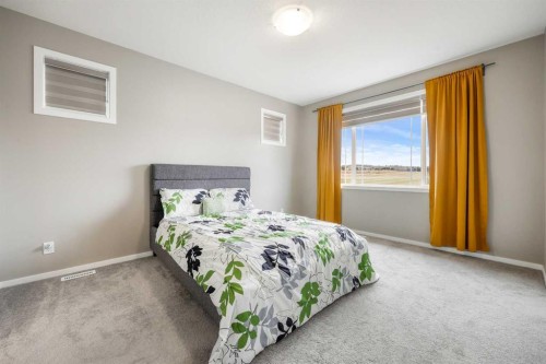 142 Yorkstone Way Sw, Calgary, AB 