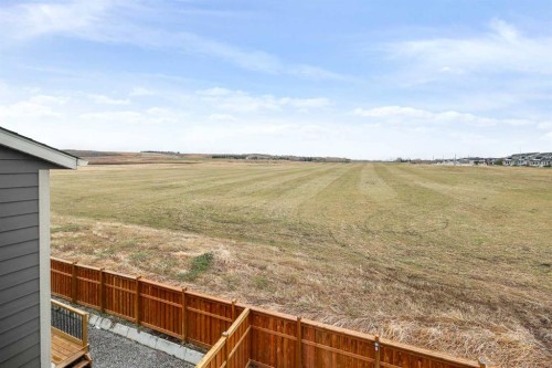 142 Yorkstone Way Sw, Calgary, AB 