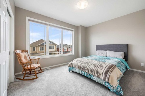 142 Yorkstone Way Sw, Calgary, AB 