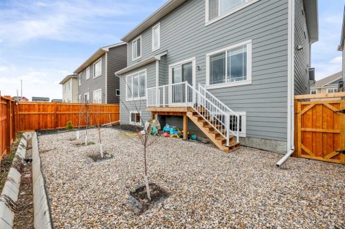 142 Yorkstone Way Sw, Calgary, AB 