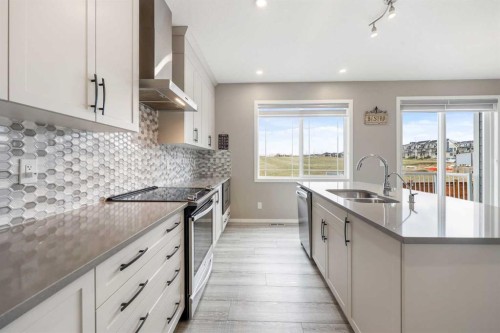 142 Yorkstone Way Sw, Calgary, AB 