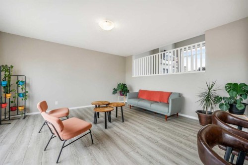 142 Yorkstone Way Sw, Calgary, AB 