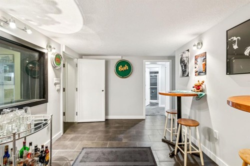 724 Willacy Drive Se, Calgary, AB 