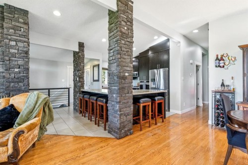 724 Willacy Drive Se, Calgary, AB 