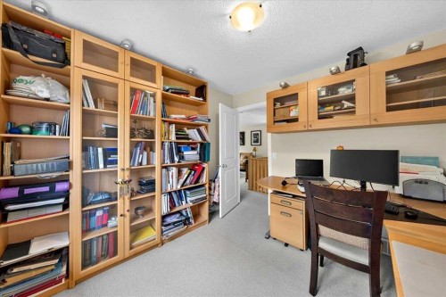 60 Sherwood Crescent Nw, Calgary, AB 
