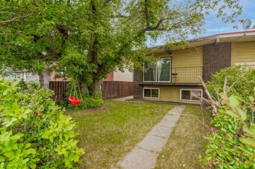2240A 43 Street Se, Calgary, AB 