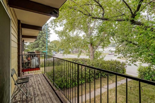 2240A 43 Street Se, Calgary, AB 