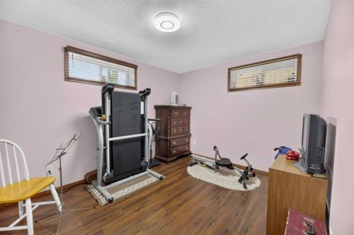 10 Vantage Crescent, Olds, AB 