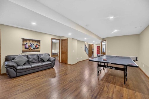 10 Vantage Crescent, Olds, AB 