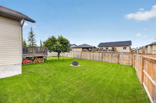 10 Vantage Crescent, Olds, AB 