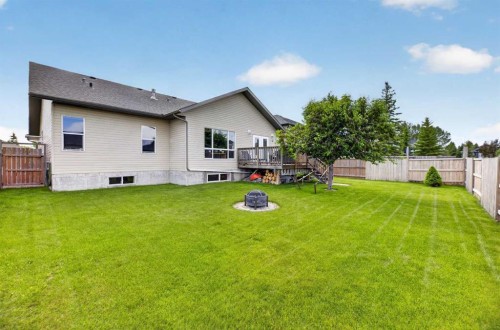 10 Vantage Crescent, Olds, AB 