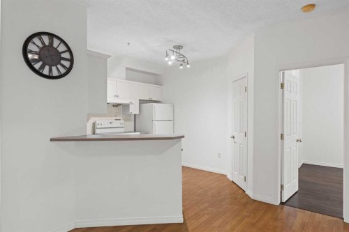 121-126 14 Avenue Sw, Calgary, AB 
