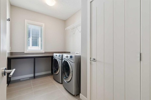 109 Mahogany Place Se, Calgary, AB 
