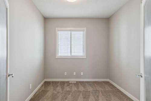 109 Mahogany Place Se, Calgary, AB 