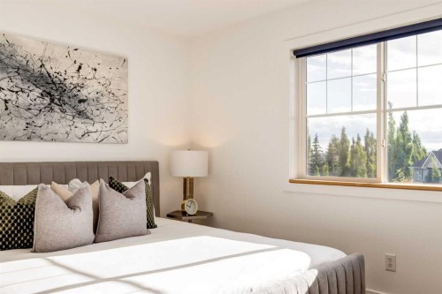 804-281 Cougar Ridge Drive Sw, Calgary, AB - Indoor Photo Showing Bedroom