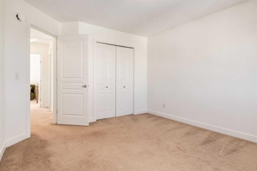 804-281 Cougar Ridge Drive Sw, Calgary, AB - Indoor Photo Showing Other Room