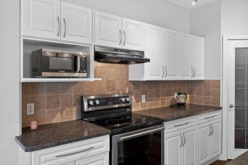 103 Bridle Estates Mews Sw, Calgary, AB 