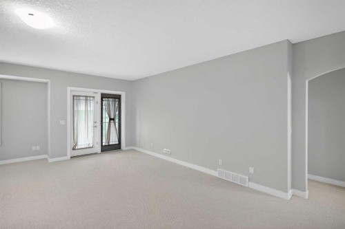 103 Bridle Estates Mews Sw, Calgary, AB 