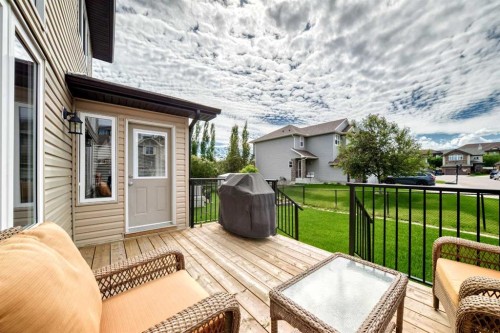 209 Crystal Green Point, Okotoks, AB 