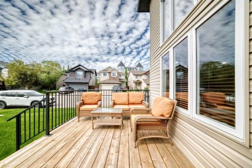 209 Crystal Green Point, Okotoks, AB 