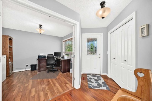 209 Crystal Green Point, Okotoks, AB 