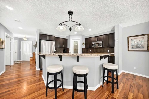 209 Crystal Green Point, Okotoks, AB 