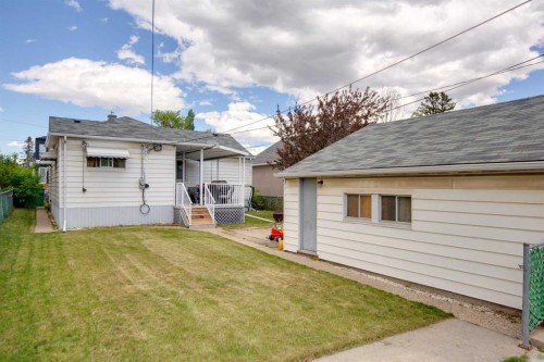 833 20 Avenue Nw, Calgary, AB 