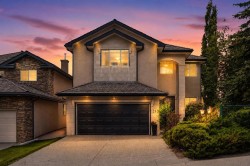 21 Royal Ridge Hill NW Calgary, AB T3G 4T9