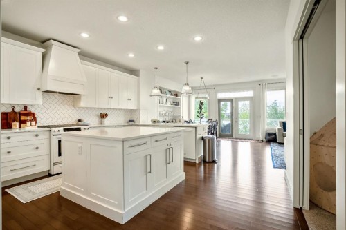 232 Copperpond Circle Se, Calgary, AB 