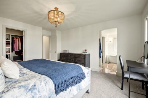 232 Copperpond Circle Se, Calgary, AB 