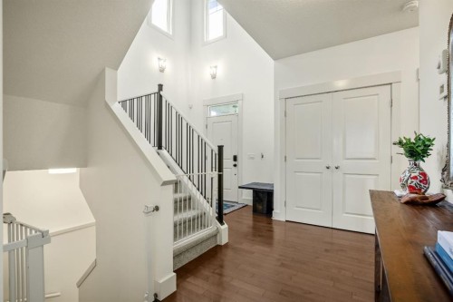 232 Copperpond Circle Se, Calgary, AB 