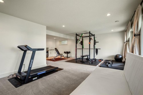 232 Copperpond Circle Se, Calgary, AB 