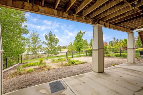232 Copperpond Circle Se, Calgary, AB 