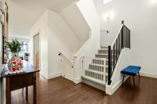 232 Copperpond Circle Se, Calgary, AB 