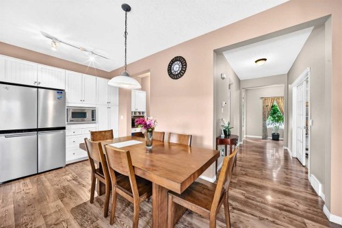 10 Hidden Creek View Nw, Calgary, AB 